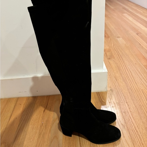 NWOT Stuart Weiztman boot - Picture 10 of 11